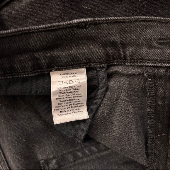 Everlane jeans 
31 Regular - Picture 4 of 4